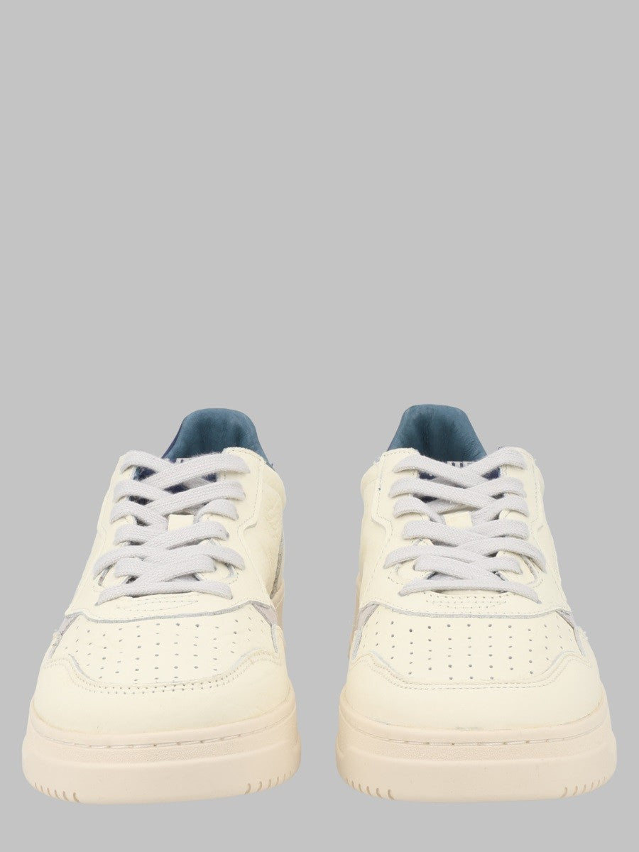 SNEAKER "MEDALIST LOW"