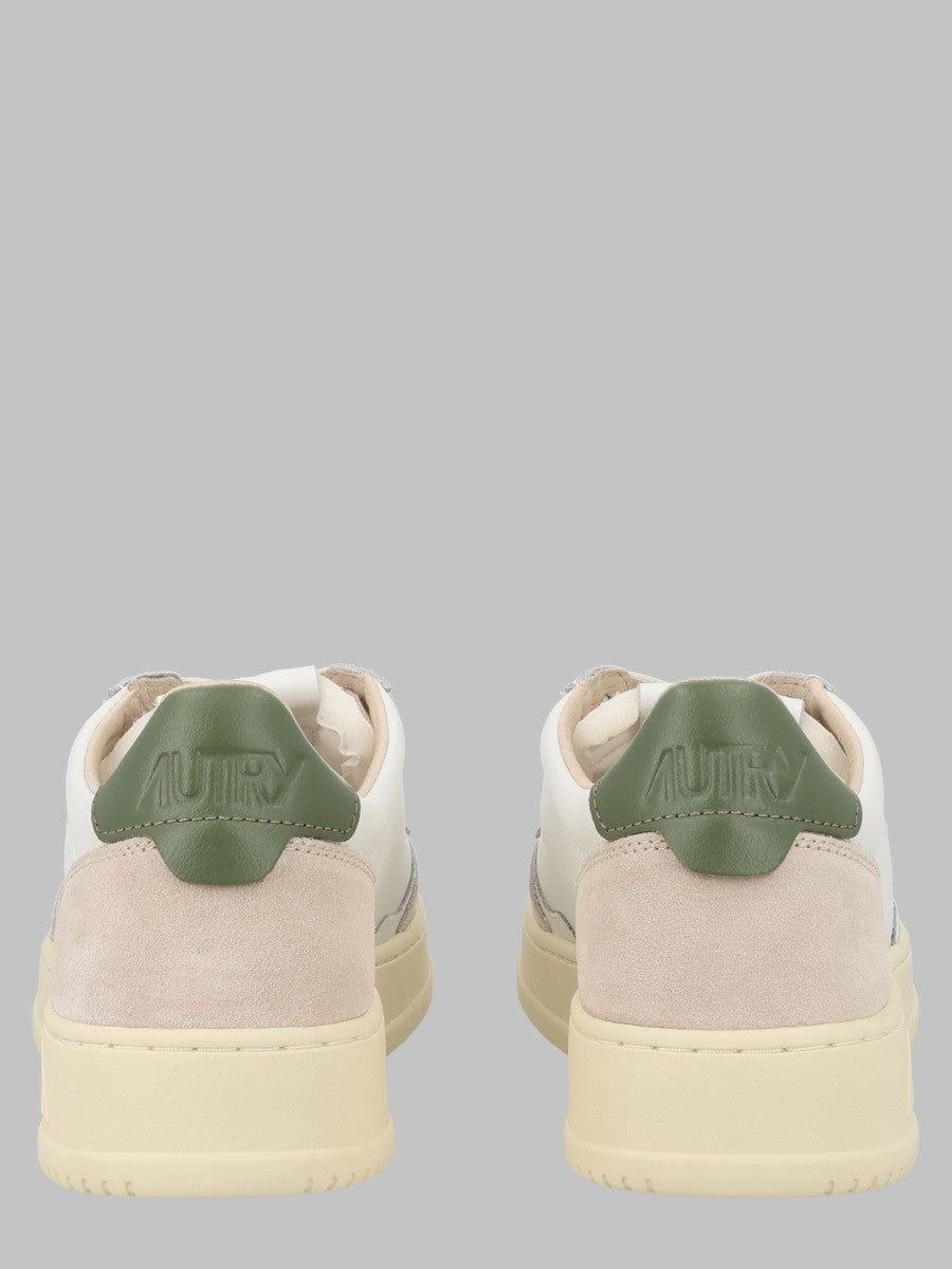 SNEAKER "MEDALIST LOW"