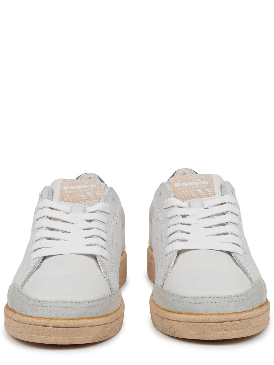 حذاء رياضي "PRESTIGE PLAIN USED"
