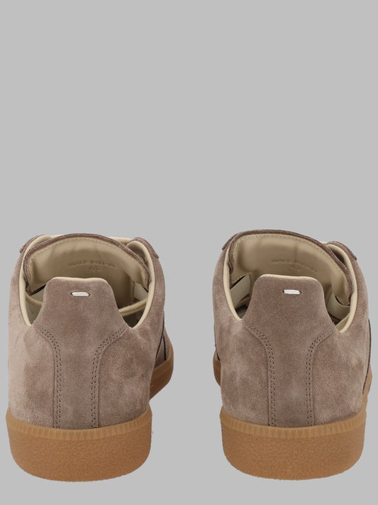 Sneaker "Replica"