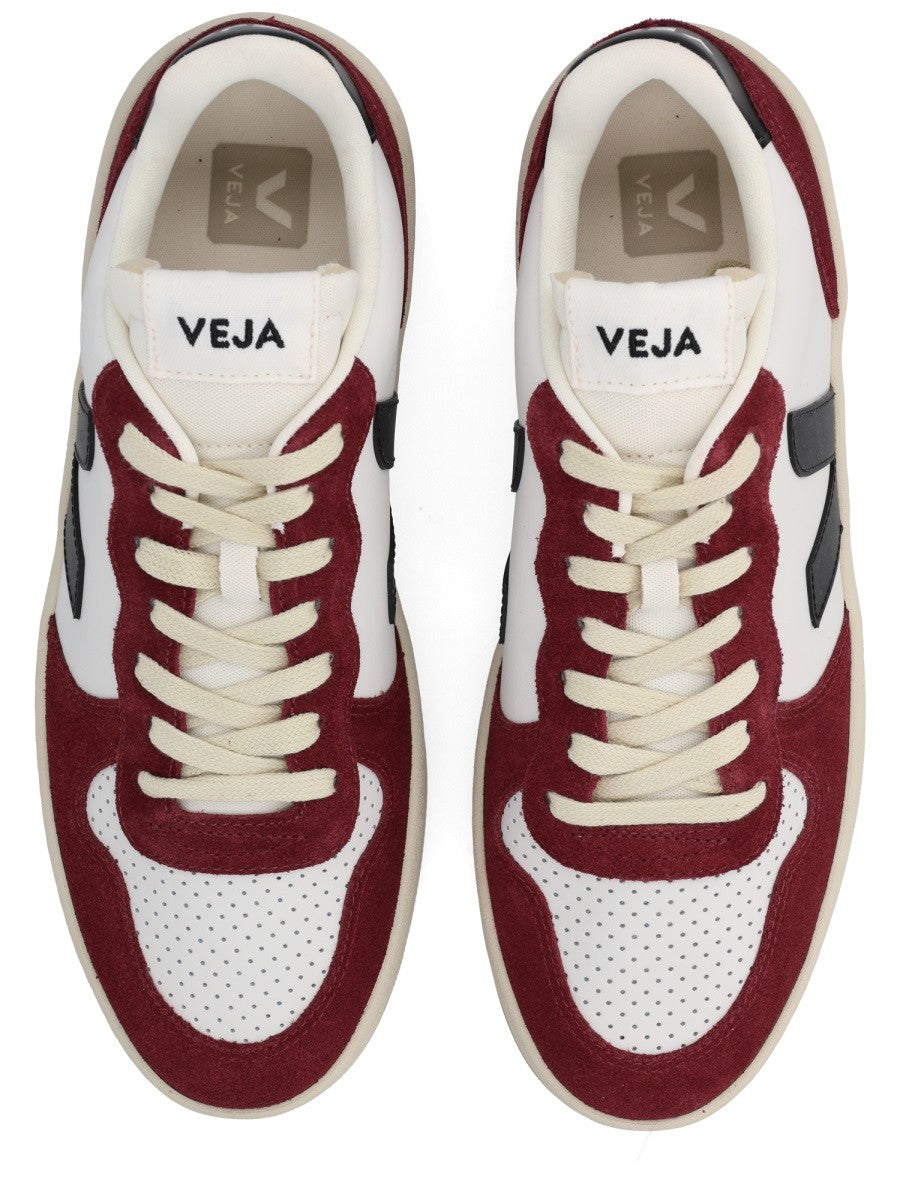 SNEAKER "V-10"