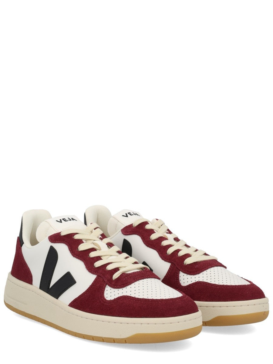 SNEAKER "V-10"