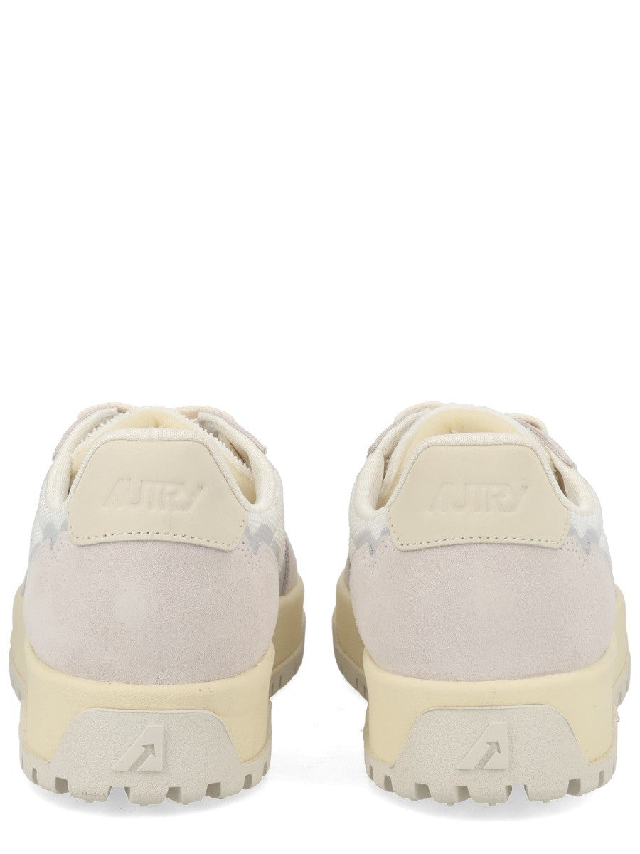 حذاء رياضي "WILDPACE LOW"