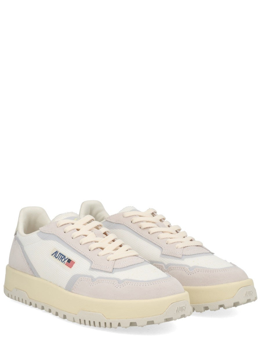 حذاء رياضي "WILDPACE LOW"