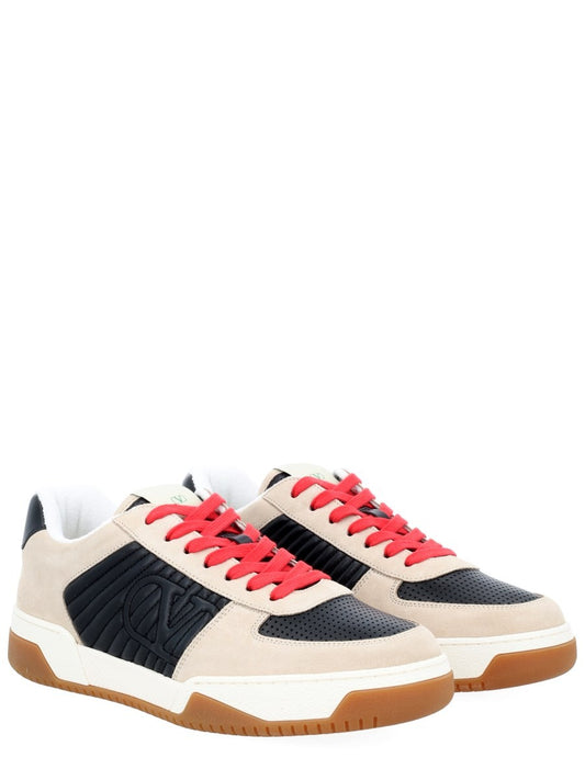SNEAKER WITH LOGO