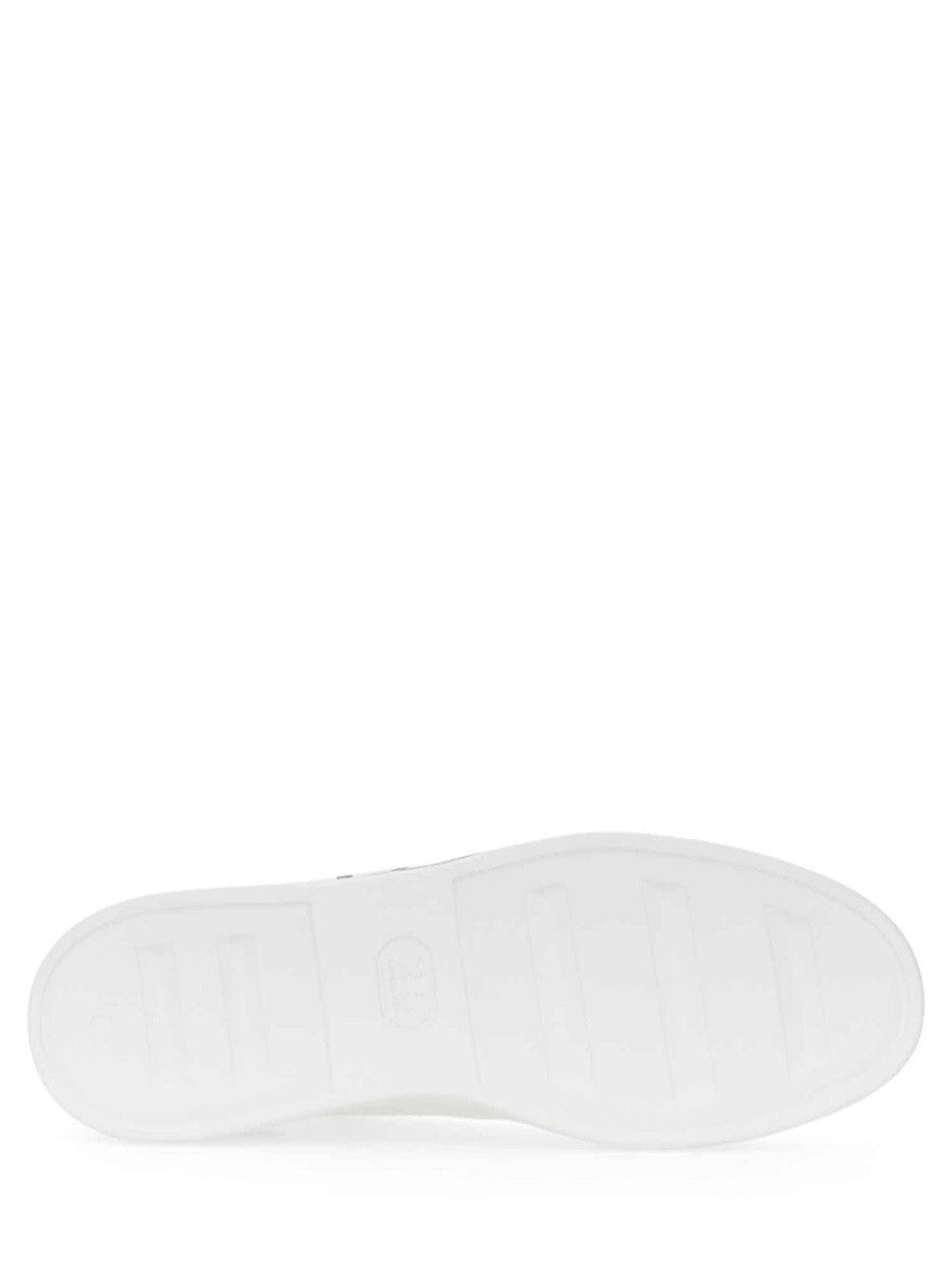SNEAKER WITH LOGO
