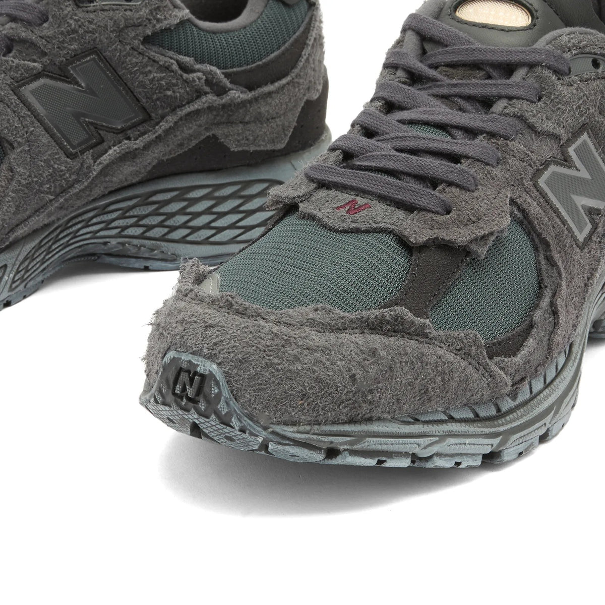 Sneakers M2002RDB