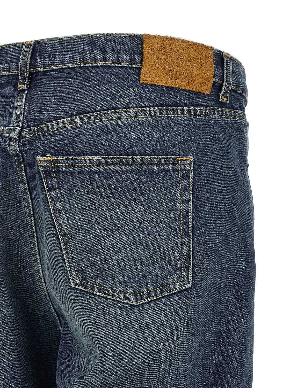 Stone washed jeans
