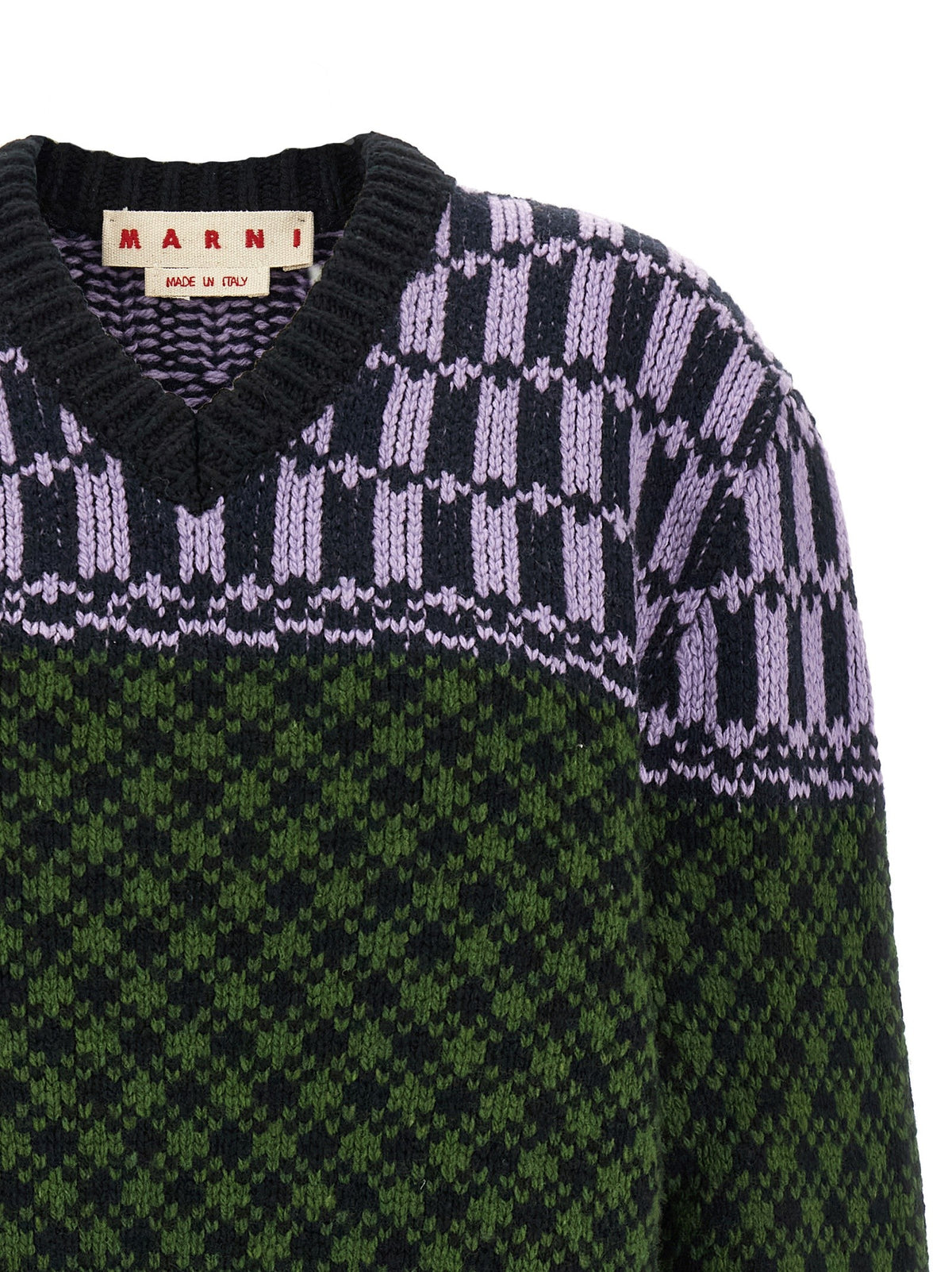 Sweater with geometric pattern