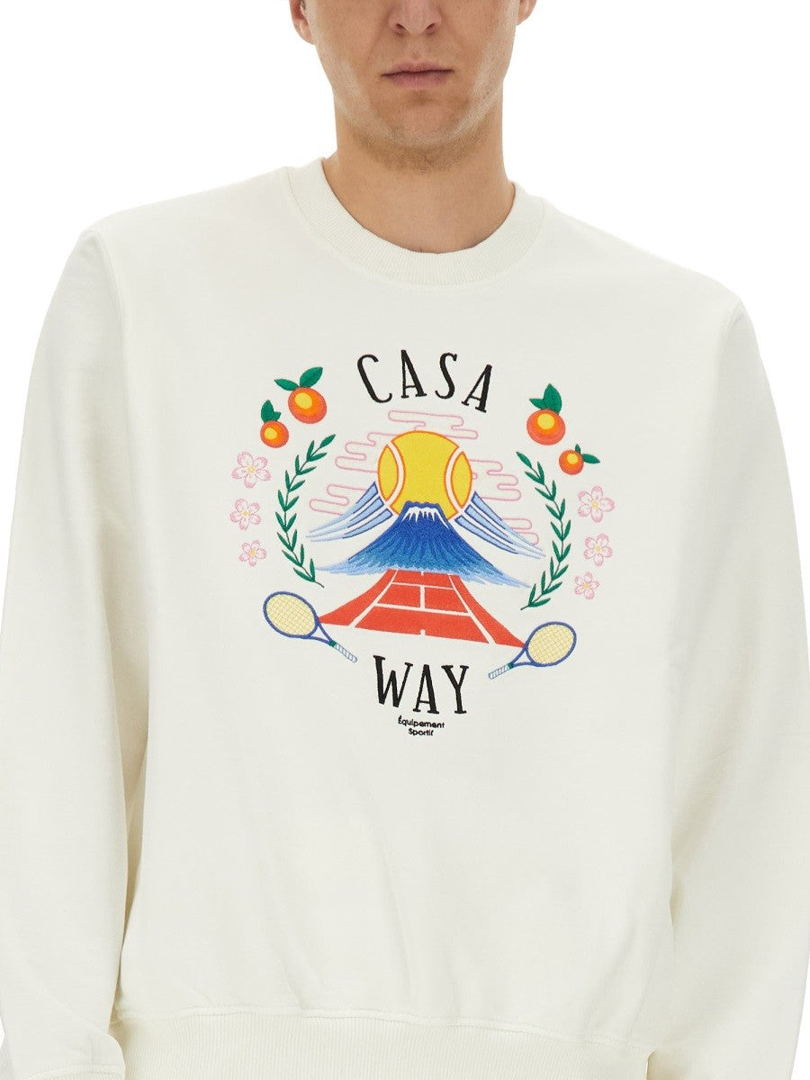سويت شيرت بتطريز "HOME WAY MOUNTAIN"