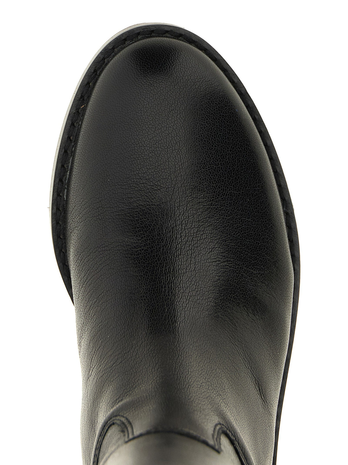 'T-lock' boots