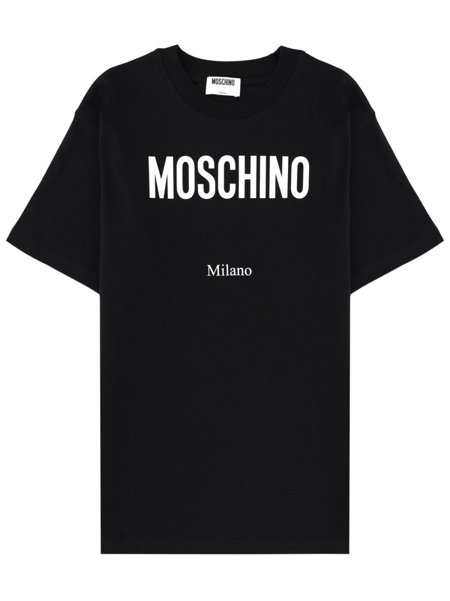 T-SHIRT WITH LOGO