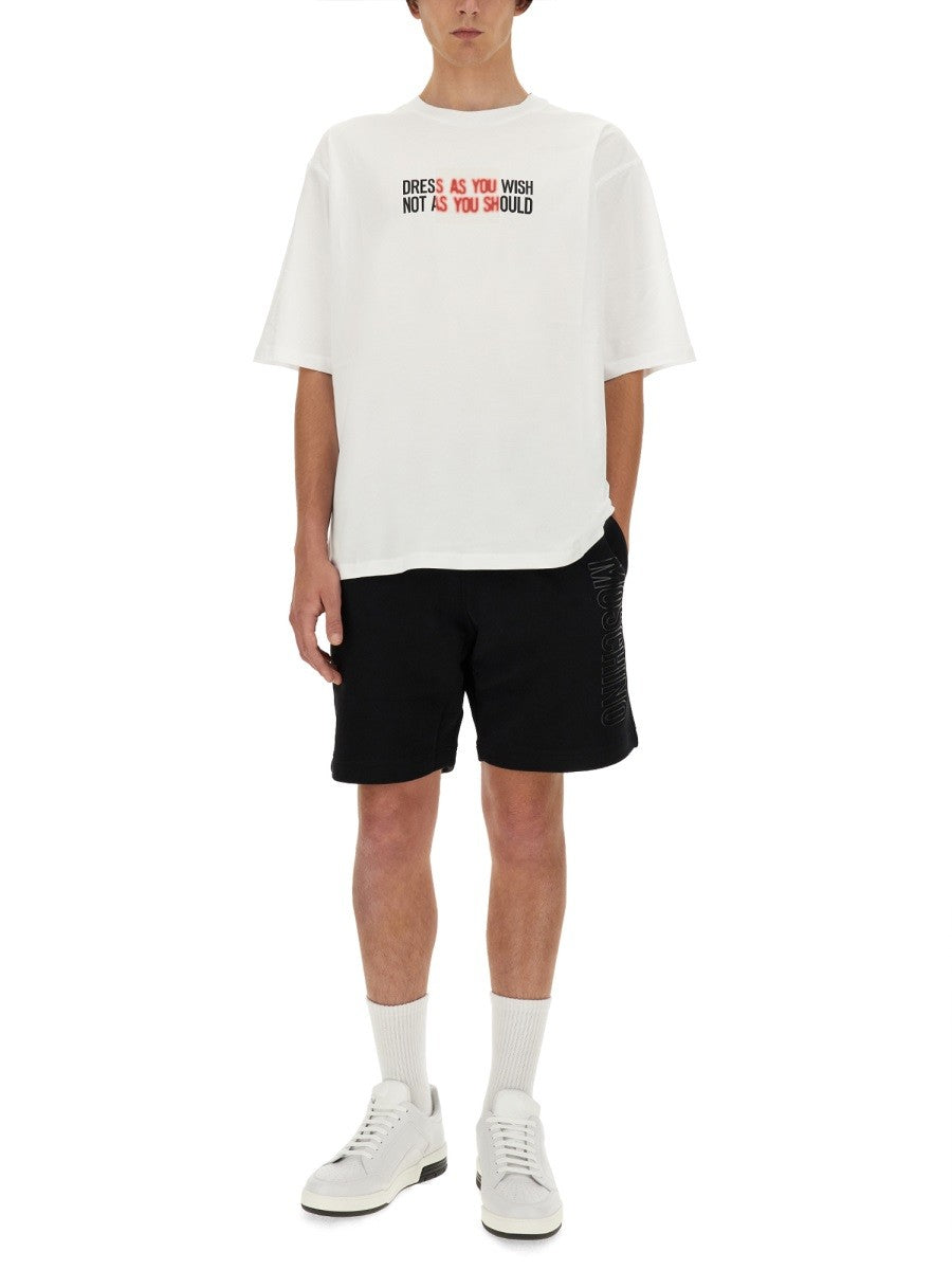 T-SHIRT WITH LOGO