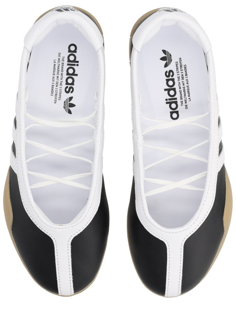 "TAEKWONDO MEI" SNEAKER