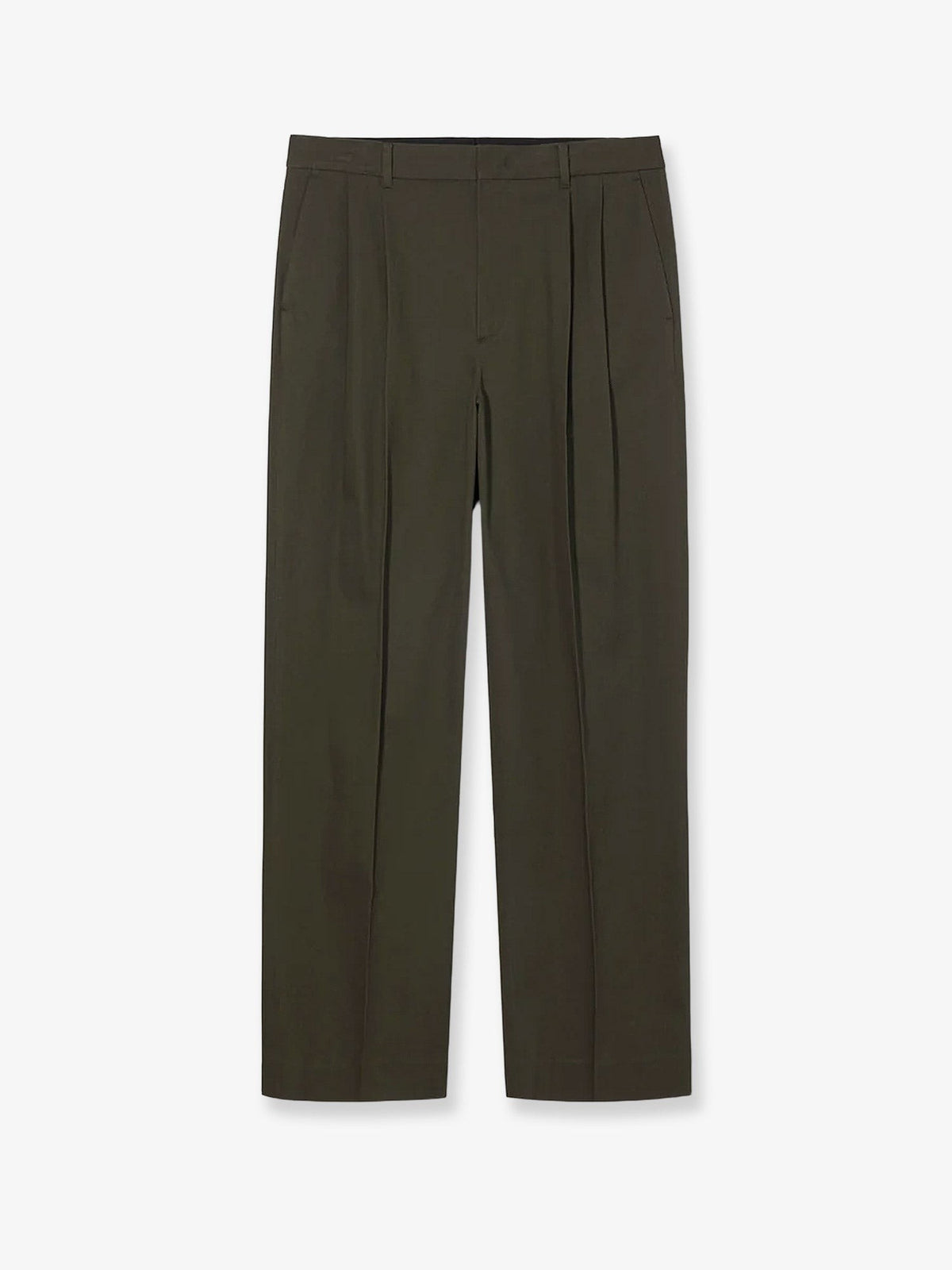 Tailored trousers with pleats