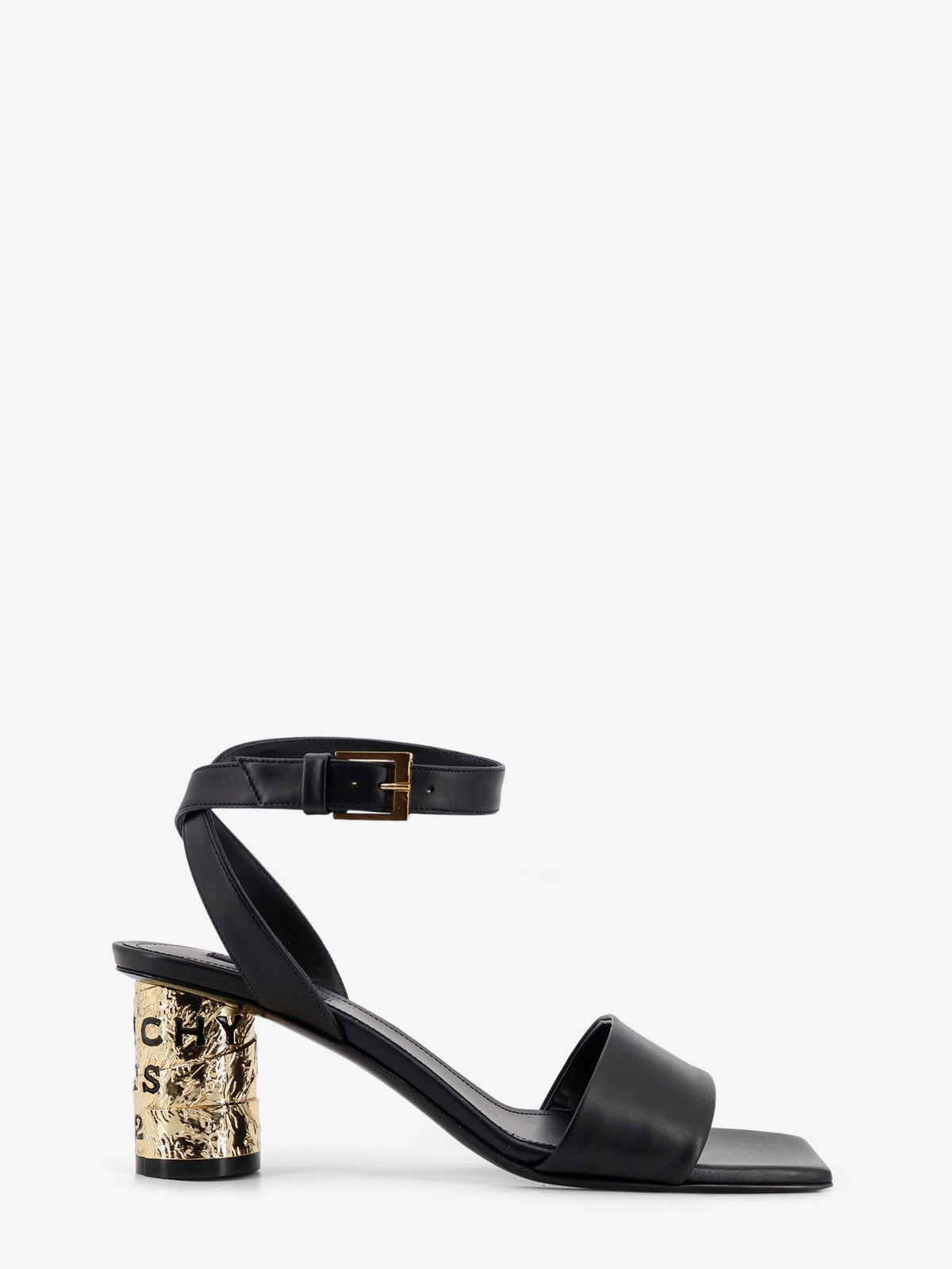صنادل جلدية بكعب رفيع وبأربطة