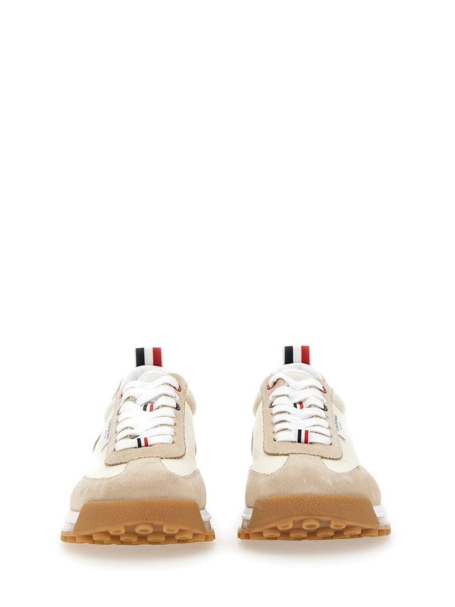 TECH RUNNER SNEAKER