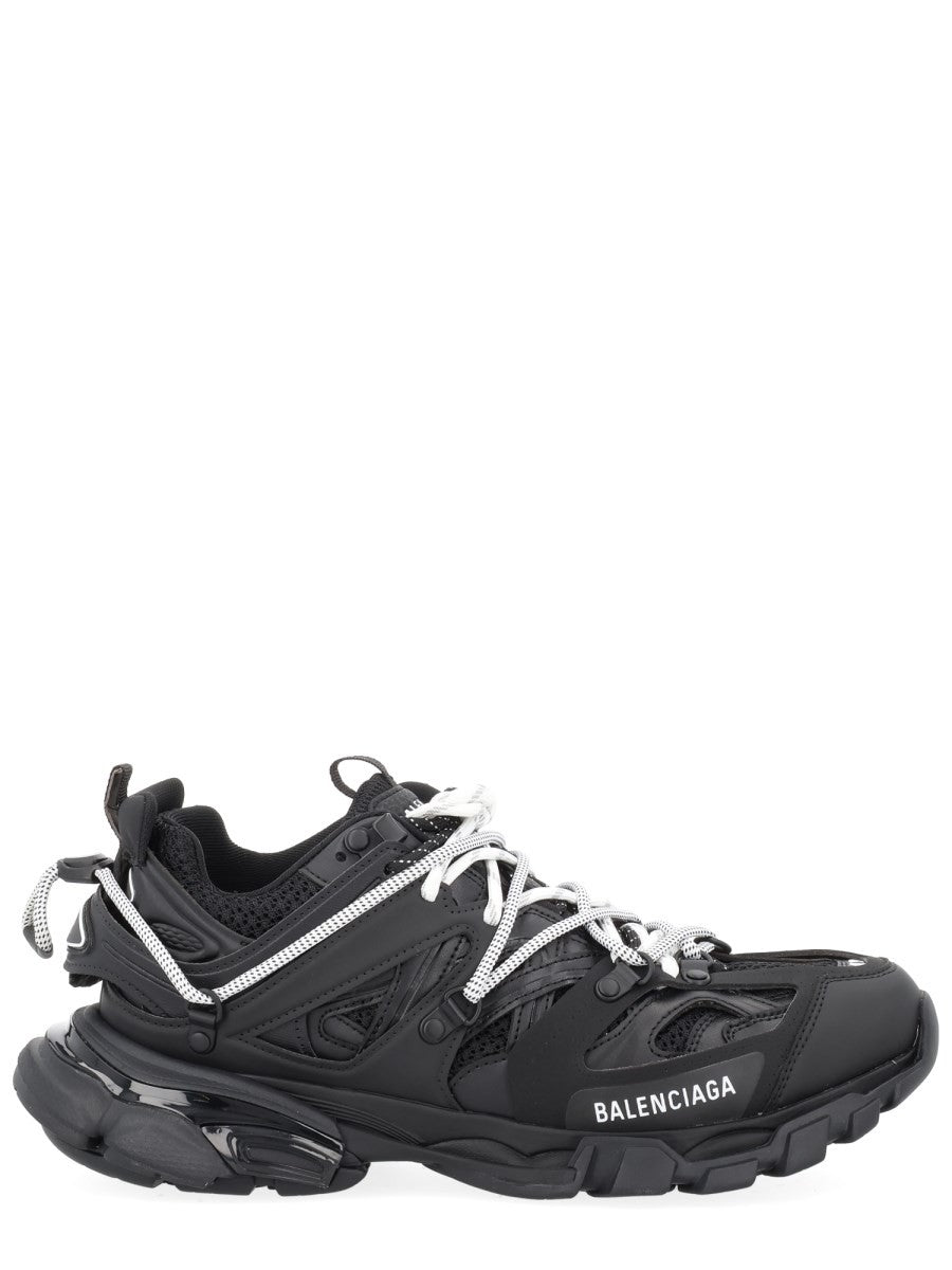 "TRACK TRAIL LACES" SNEAKER