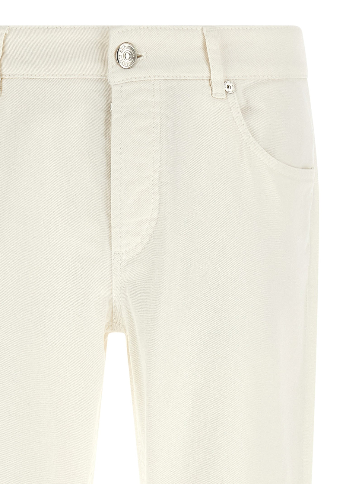 Traditional fit jeans
