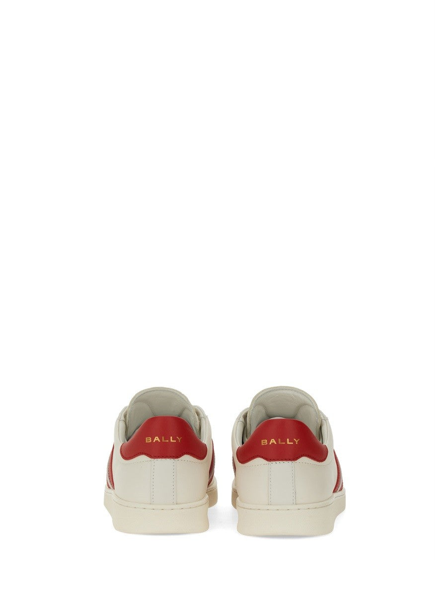 "TYGER" SNEAKER