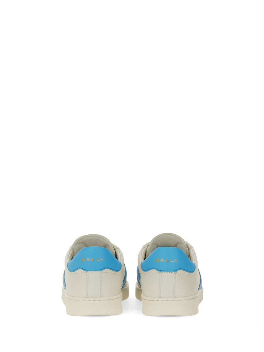 "TYGER" SNEAKER