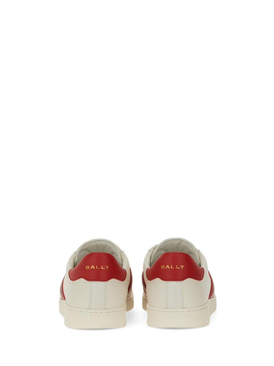 "TYGER" SNEAKER