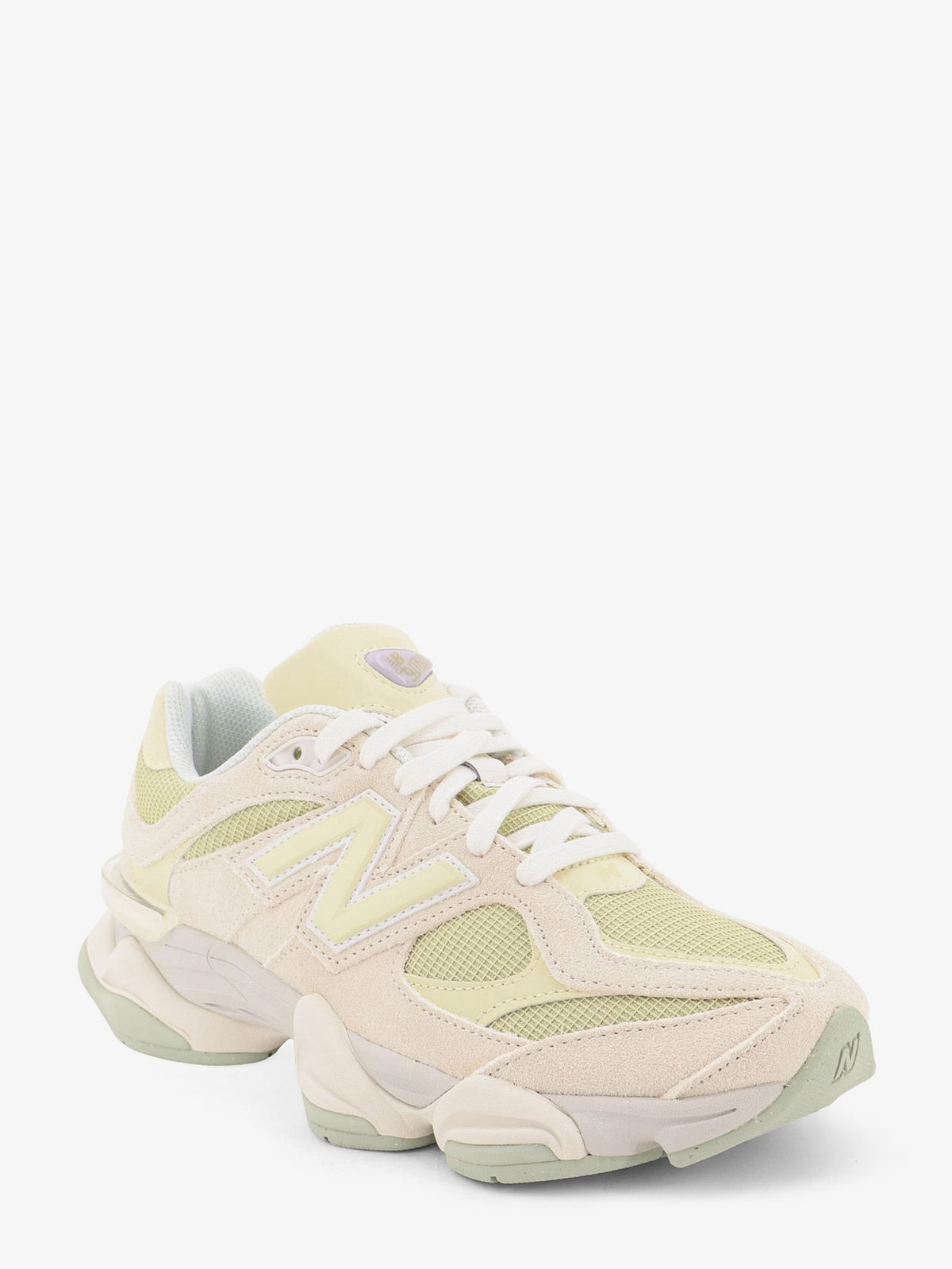 U9060 Suede Sneakers
