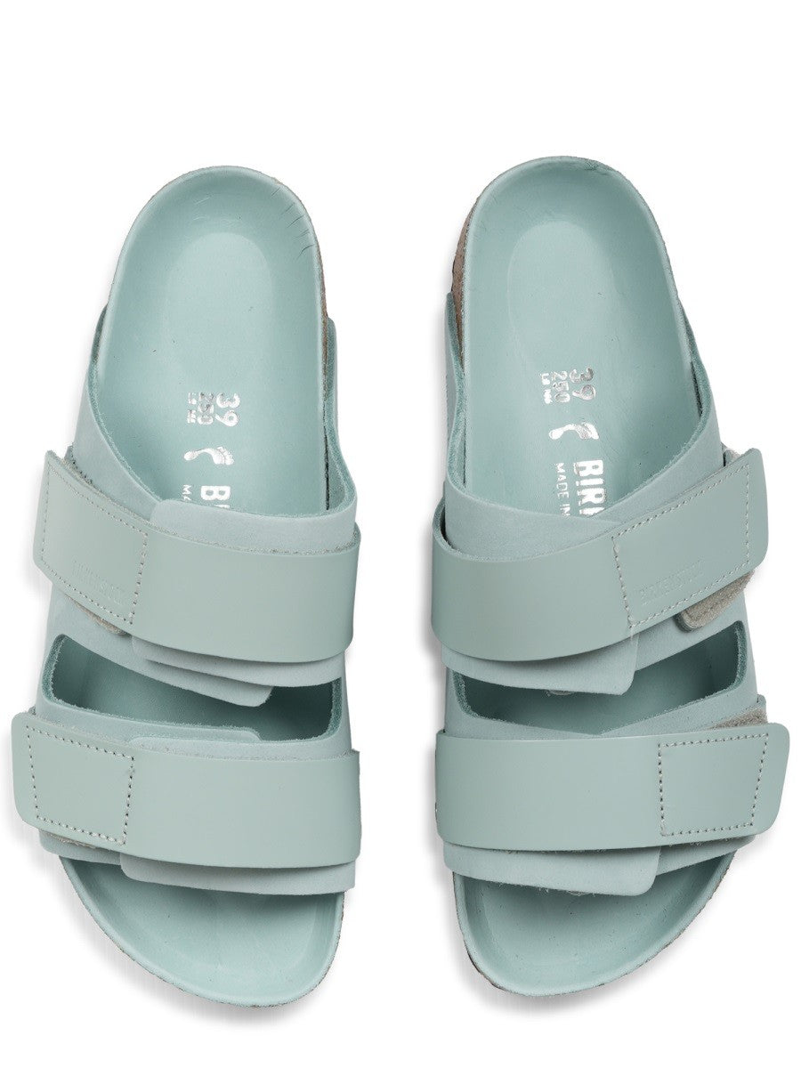 uji sandal