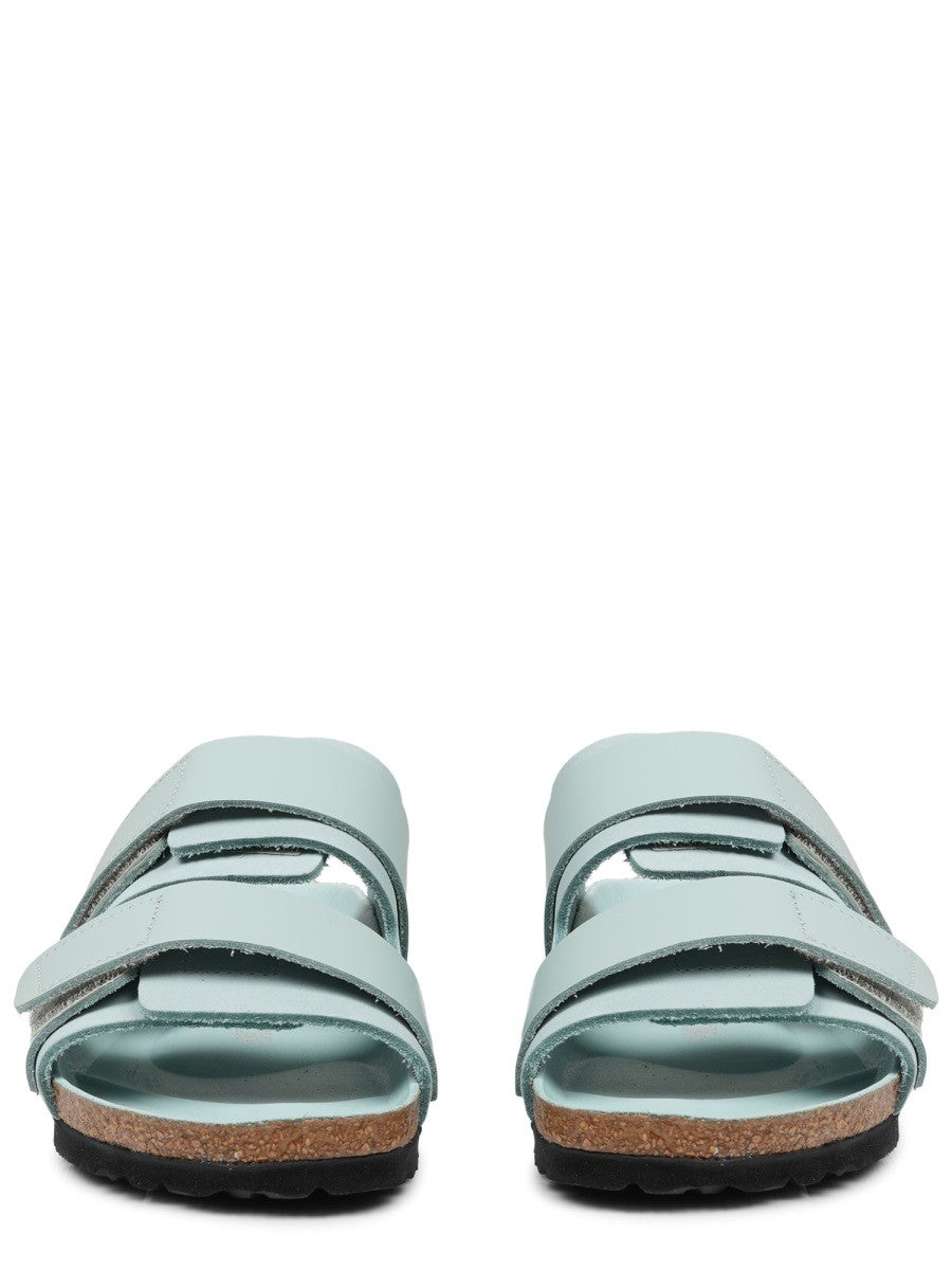 uji sandal