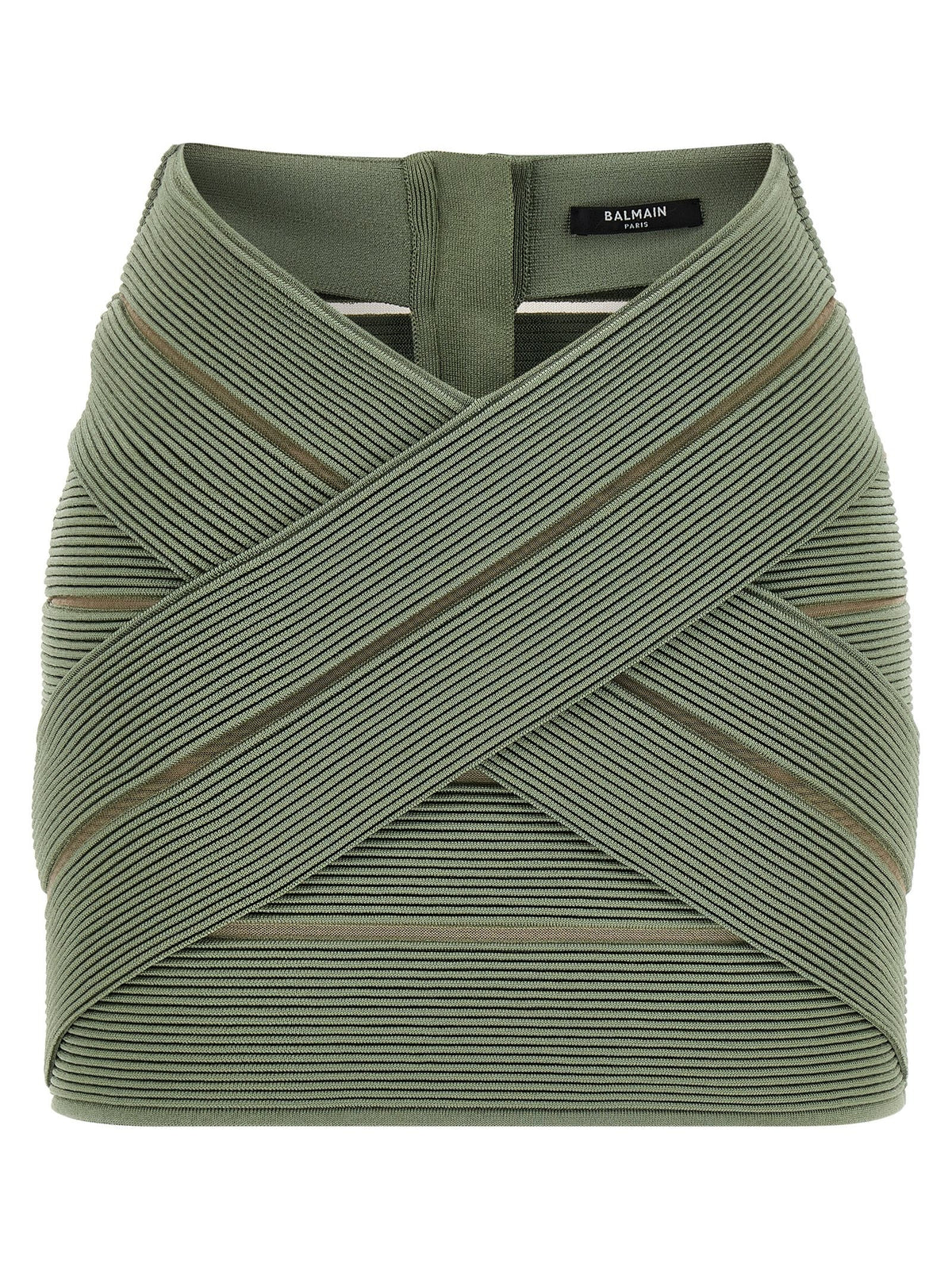 V-shaped waist skirt