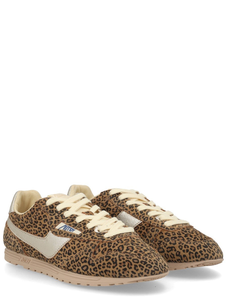 "WINDSPIN" SNEAKER