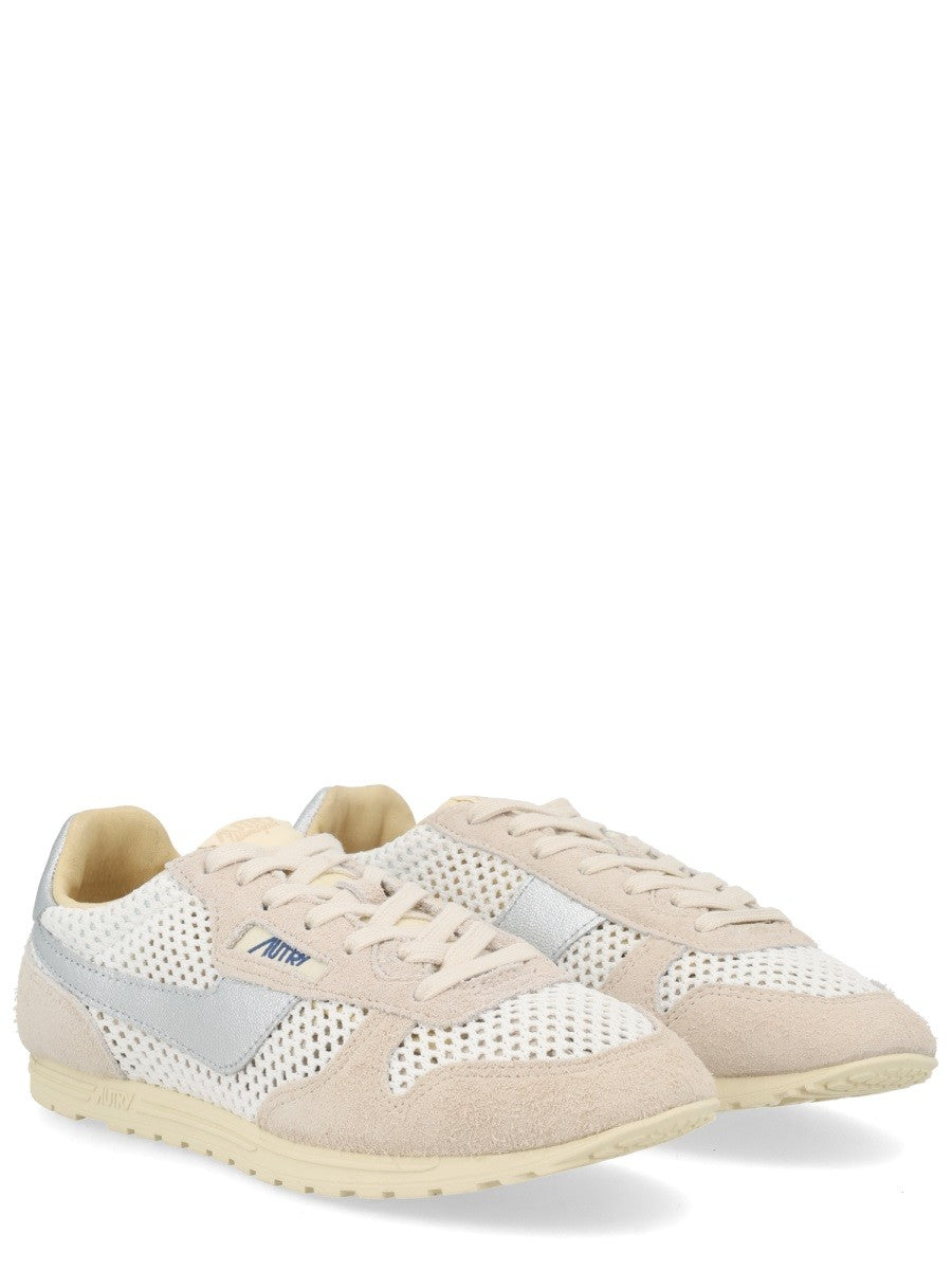 "WINDSPIN" SNEAKER