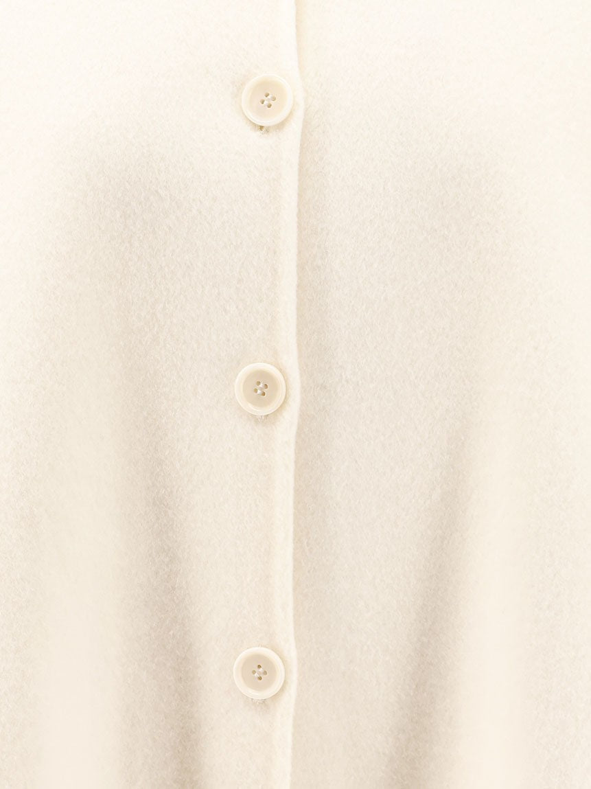 Wool jacket with buttons
