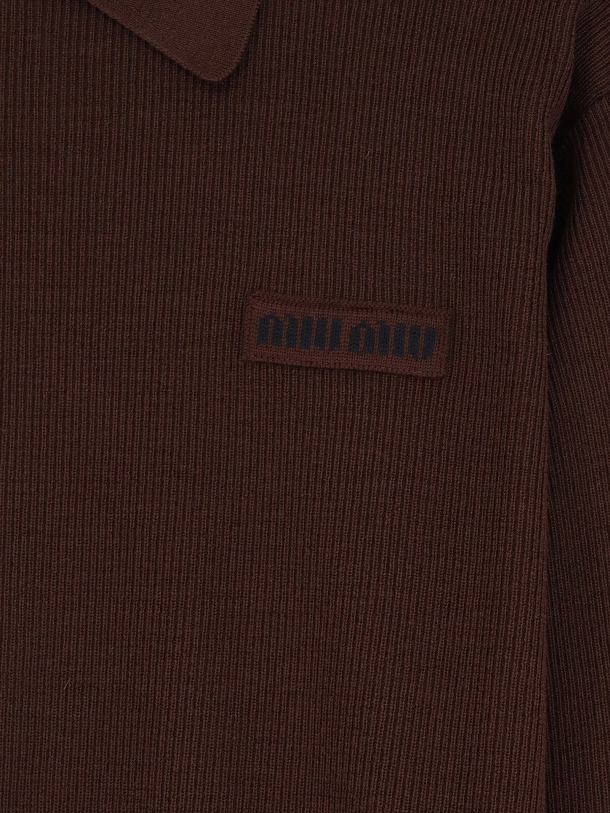 Wool polo shirt with embroidered logo on the front