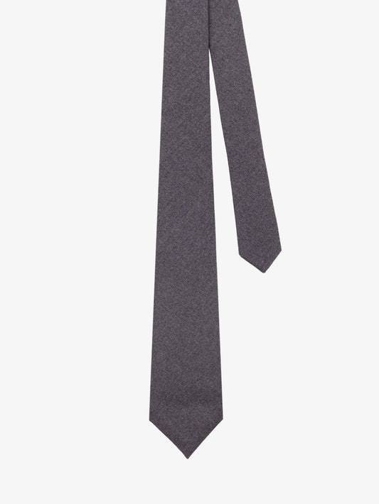 Wool tie
